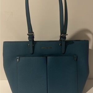 Michael Kors Jet Set M Blue Leather Tote Bag